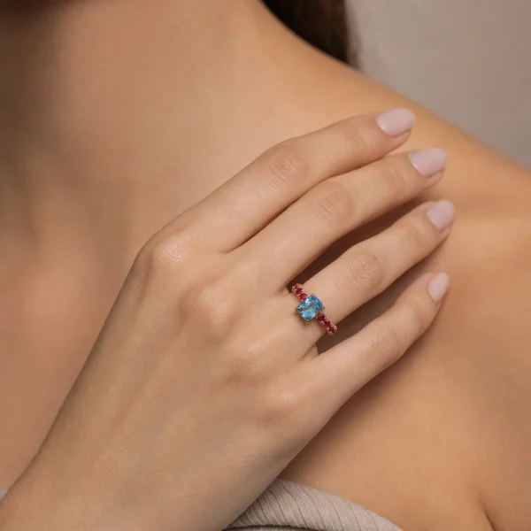 Alternative view of Anello Mini Marrakech Carrè / Rodolite - Quarzo London
