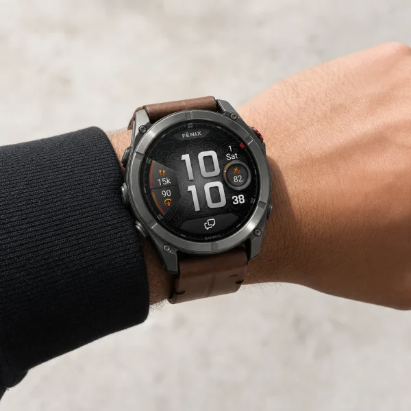 Alternative view of Garmin fenix 8 Pro 51mm Sapphire AMOLED Carbon Grey Titanium - Versione Exclusive